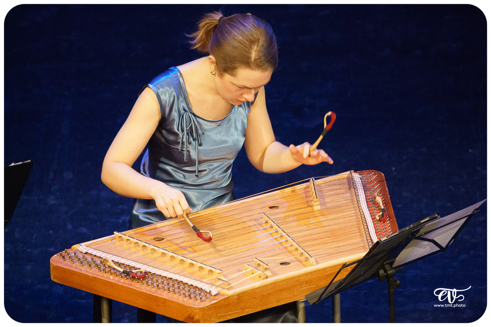 CENT-VINGT (LA PHILHARMONIE DE POCHE)